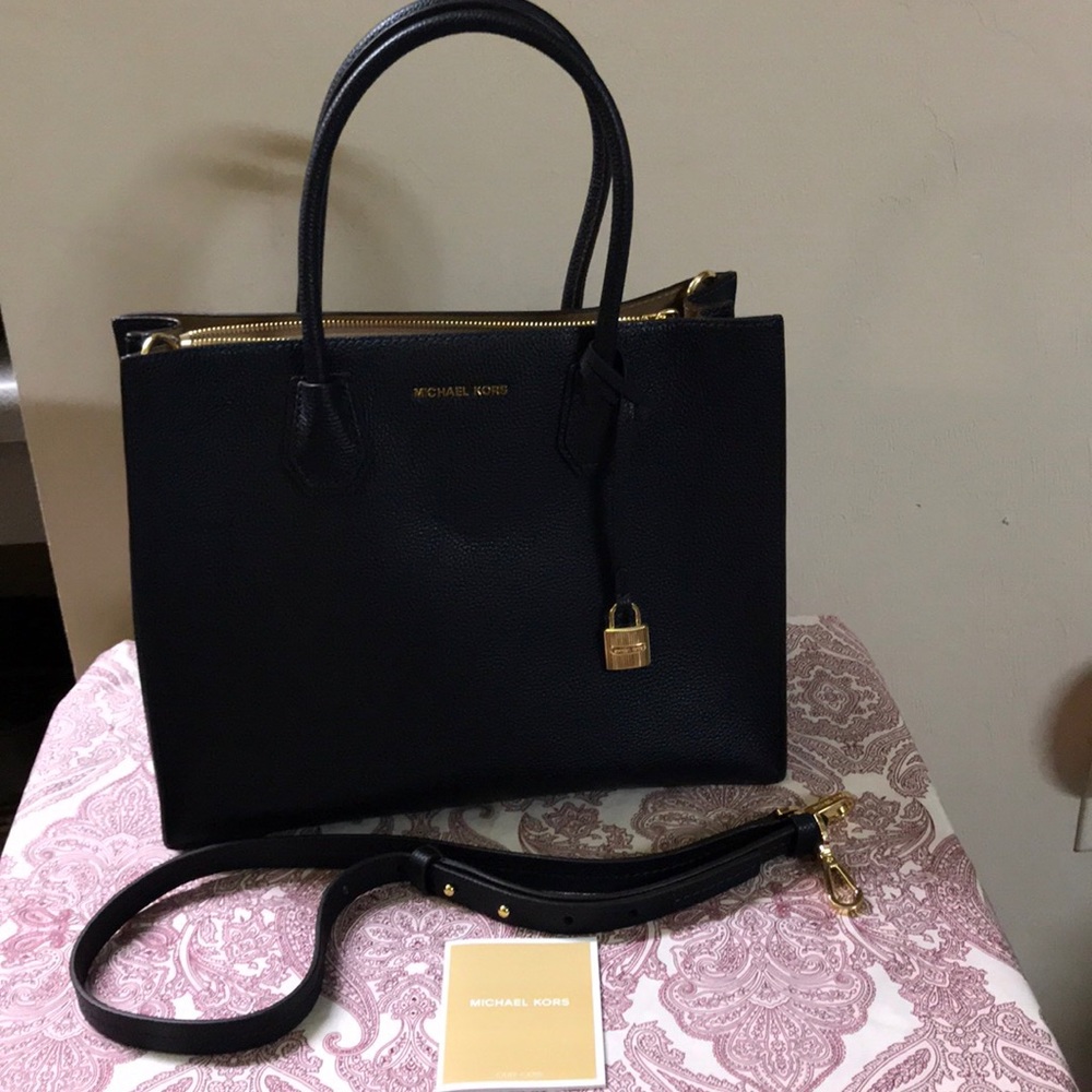 Authentic Michael Michael Kors Mercer Large tote!